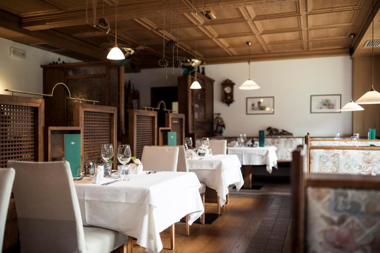 Hotel Alpenhof Ulten Eksteriør bilde